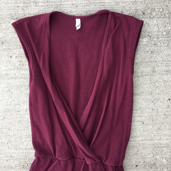 AA v-cut romper - Picture 3 of 3